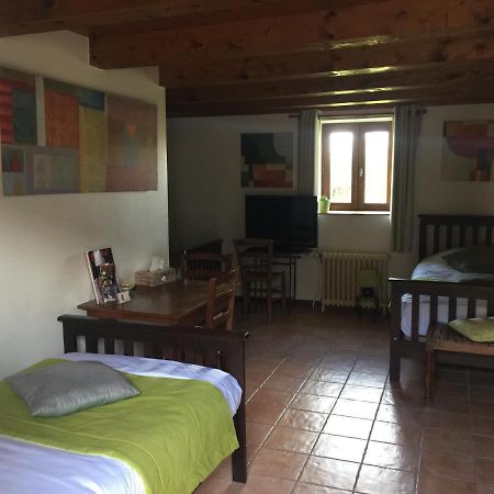 Bed and Breakfast Le Moulin De Champagne Вириа Экстерьер фото