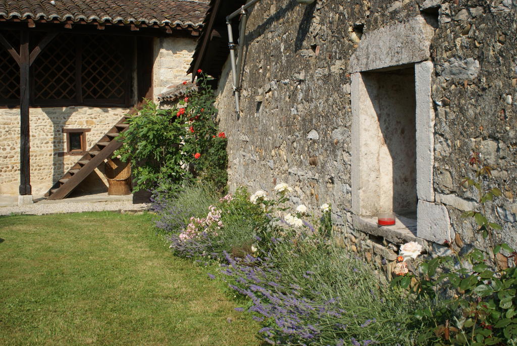 Bed and Breakfast Le Moulin De Champagne Вириа Экстерьер фото