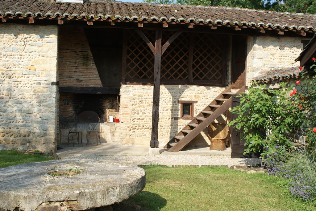 Bed and Breakfast Le Moulin De Champagne Вириа Экстерьер фото