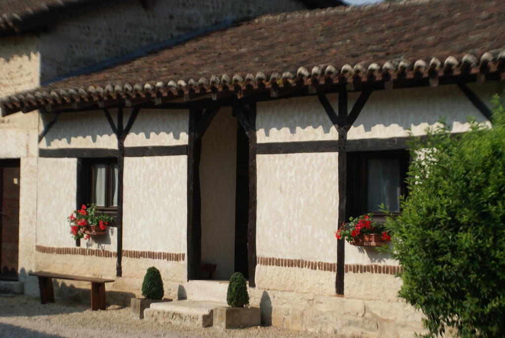 Bed and Breakfast Le Moulin De Champagne Вириа Экстерьер фото