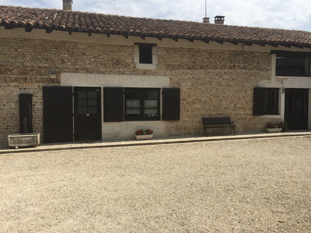 Bed and Breakfast Le Moulin De Champagne Вириа Экстерьер фото