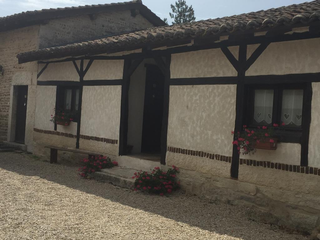 Bed and Breakfast Le Moulin De Champagne Вириа Экстерьер фото