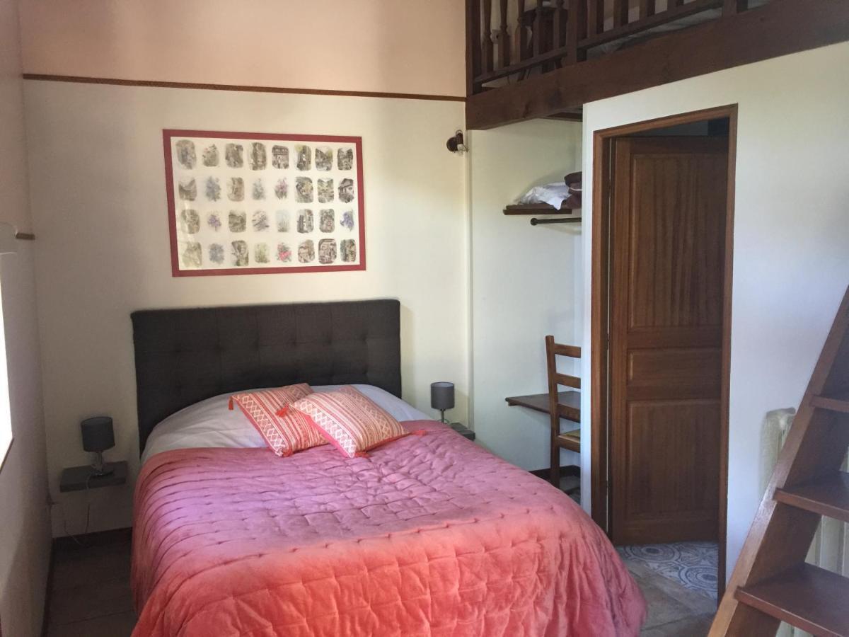 Bed and Breakfast Le Moulin De Champagne Вириа Экстерьер фото